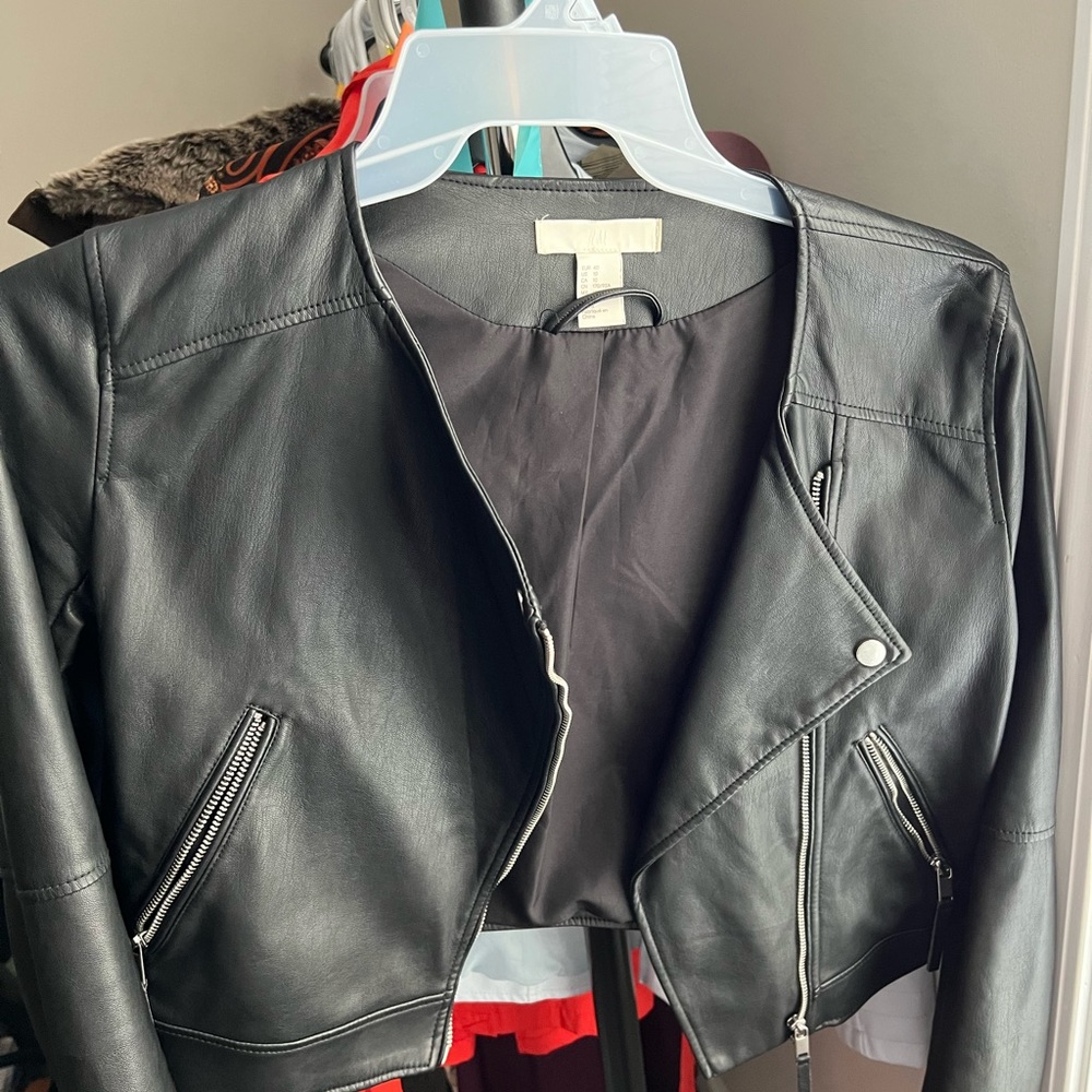 Leather Jacket - Picture 3 of 6